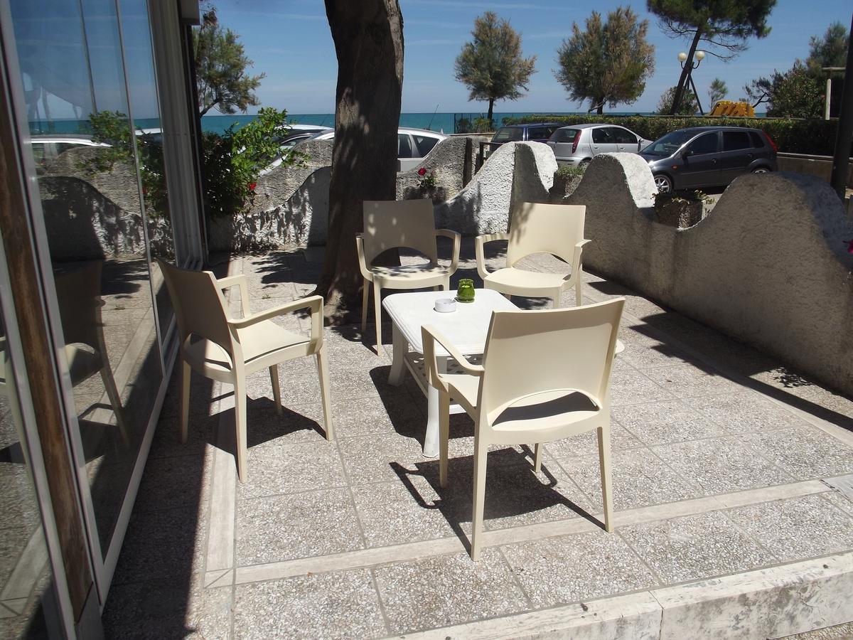פינטו Hotel Sabbia D'Oro מראה חיצוני תמונה