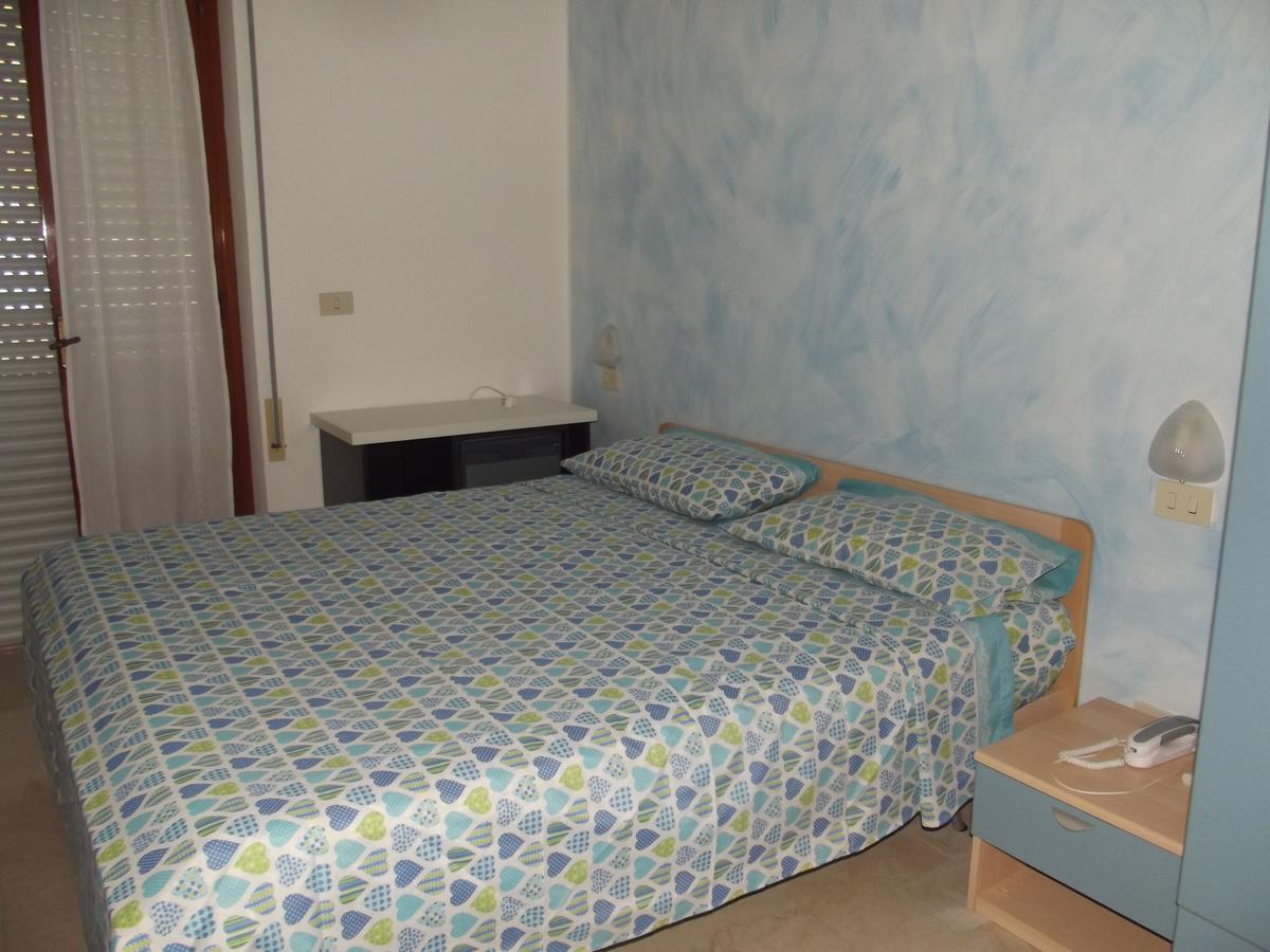 פינטו Hotel Sabbia D'Oro מראה חיצוני תמונה