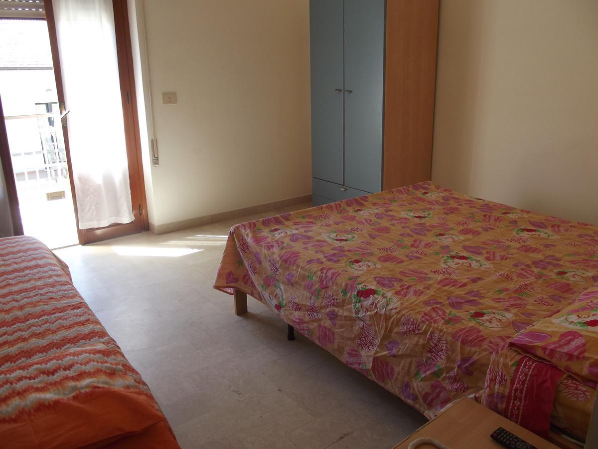 פינטו Hotel Sabbia D'Oro מראה חיצוני תמונה