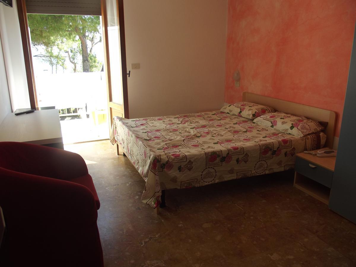 פינטו Hotel Sabbia D'Oro מראה חיצוני תמונה